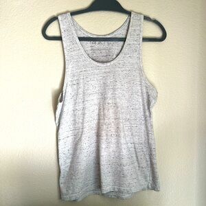 Small sleeveless tank top